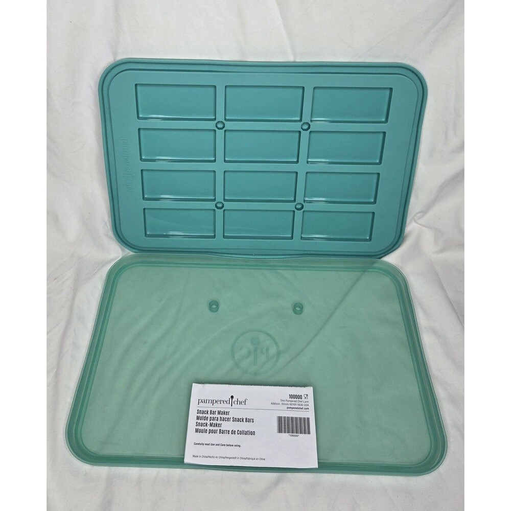 Pampered Chef Snack BAR Tray Maker #100000 Silicone MOLD & LID Teal GRANOLA
